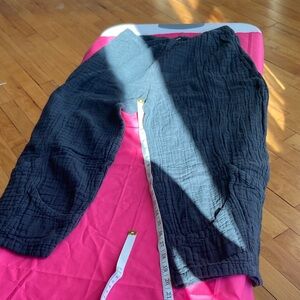 Kleen Black Quilted 100% Cotton Pants with Lots of Pockets Size M